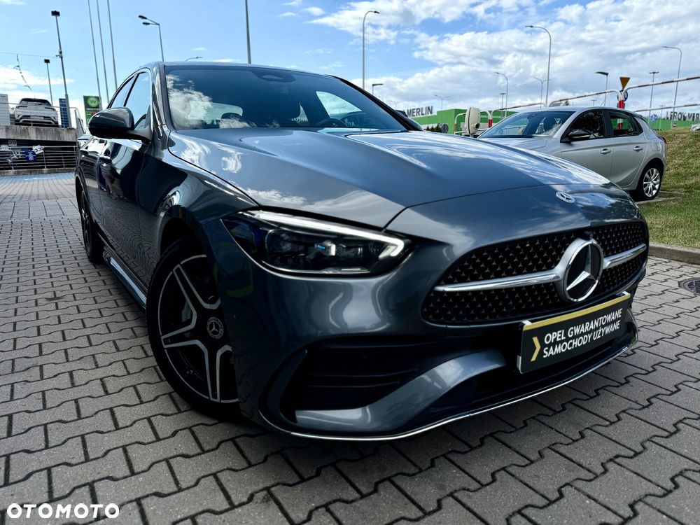 Mercedes-Benz Klasa C 220 d 4Matic 9G-TRONIC AMG Line - 3