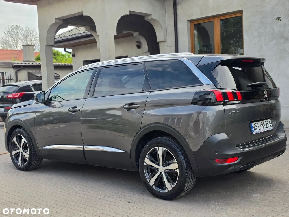 Peugeot 5008 - 1