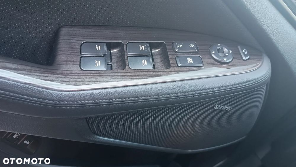 Kia Optima - 13