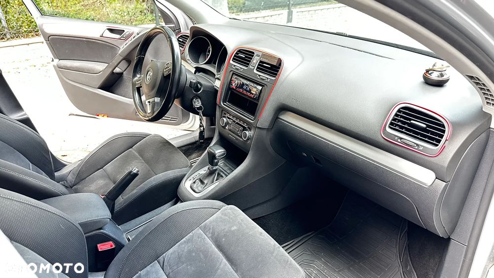 Volkswagen Golf - 9
