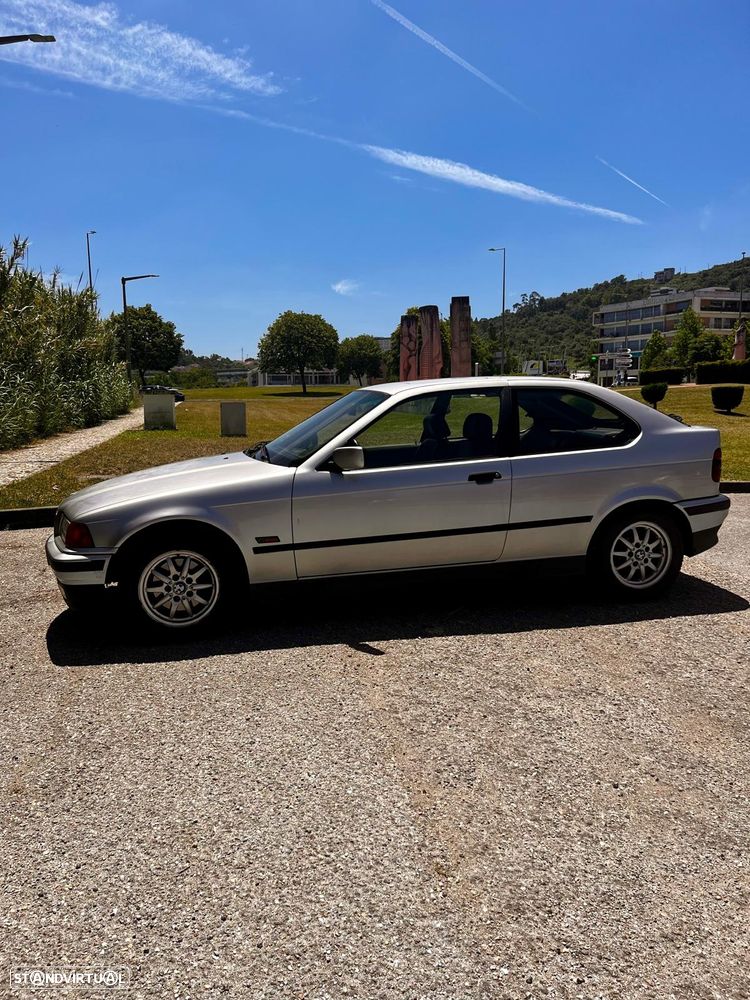 BMW 318 tds Compact - 12