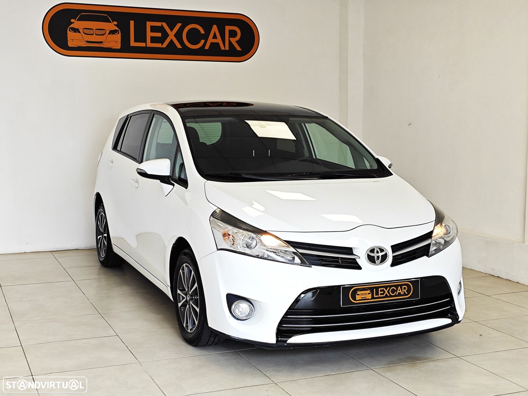 Toyota Verso 1.6 D-4D 5L S&S Comfort - 18