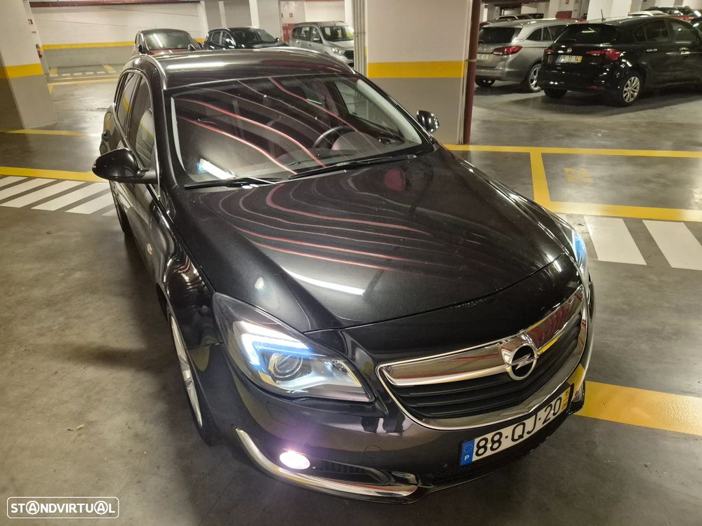 Opel Insignia Sports Tourer 1.6 CDTi Cosmo S/S — fotografia 8
