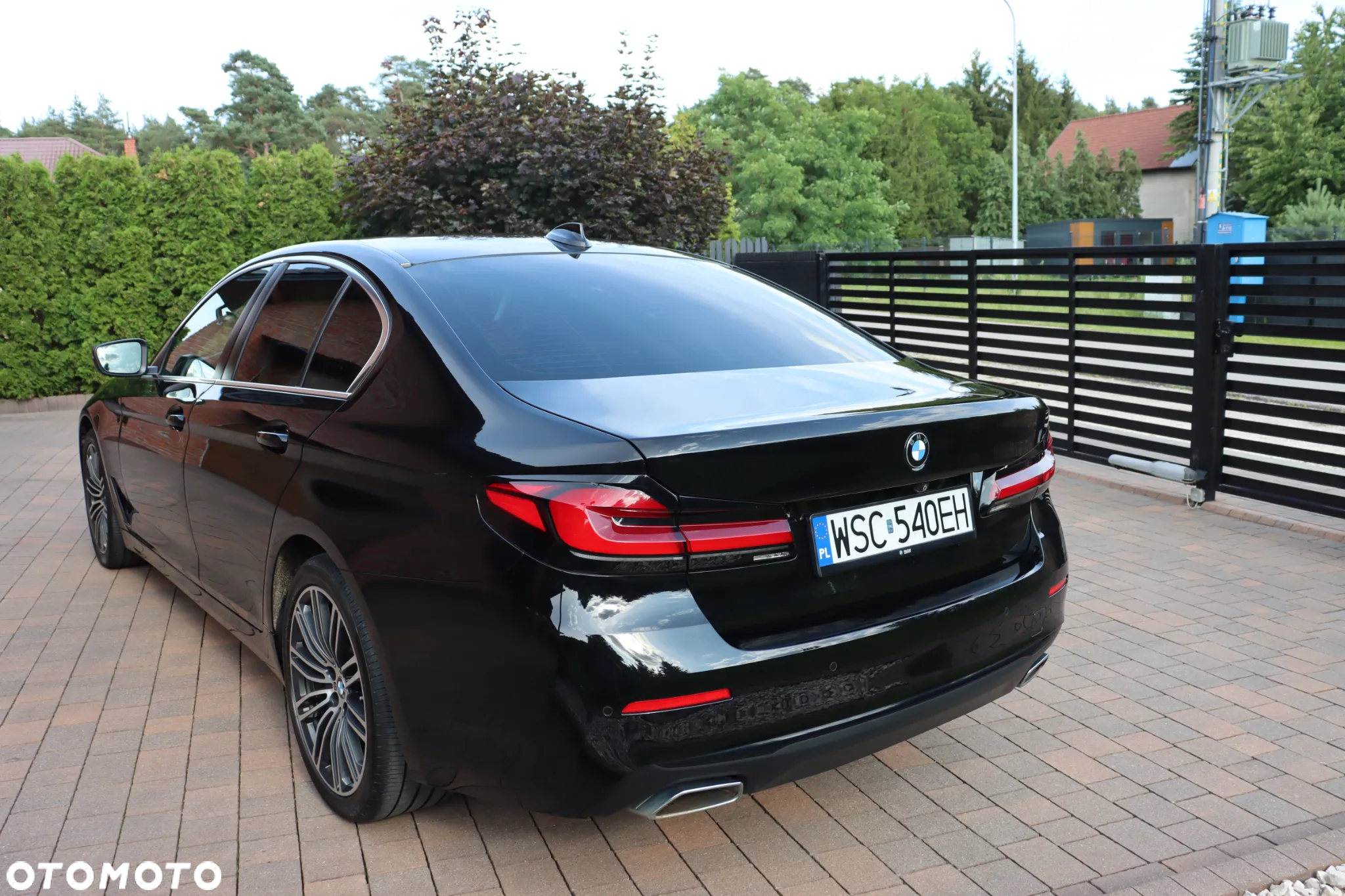 BMW Seria 5 518d Luxury Line sport - 3