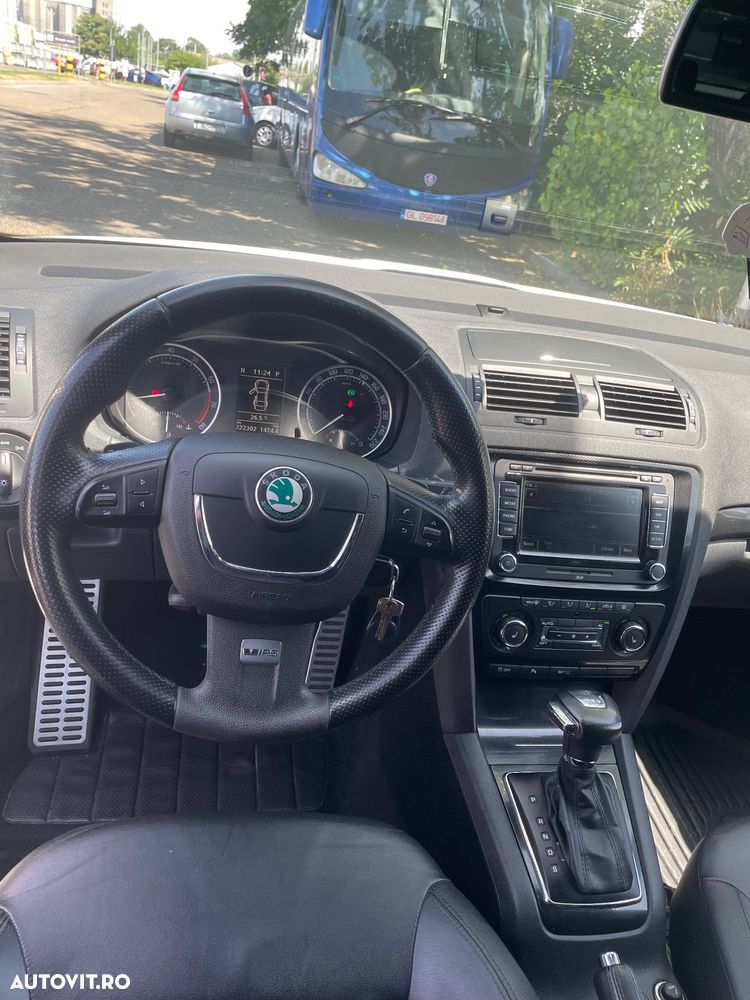 Skoda Octavia 2.0 TSI DSG RS - 7