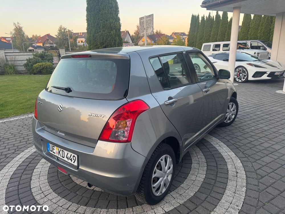Suzuki Swift 1.3 Comfort dance - 5