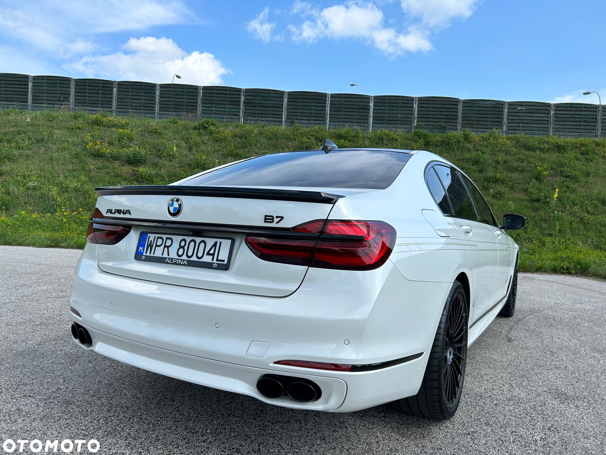 BMW-ALPINA B7 Biturbo - 18