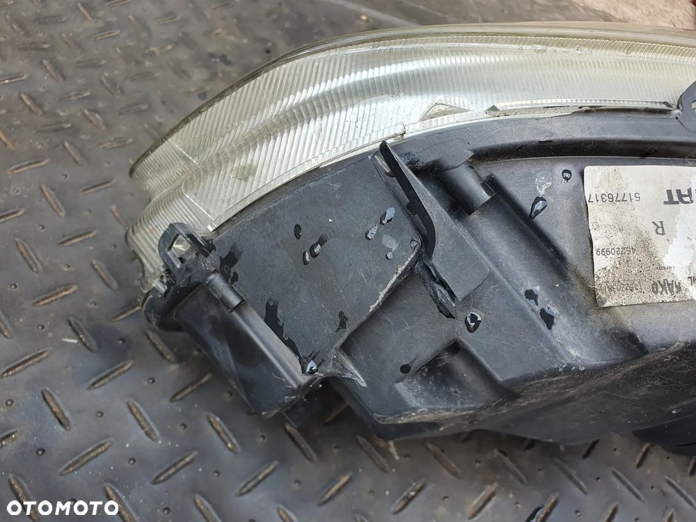 FIAT LINEA REFLEKTOR PRAWY LAMPA PRAWY PRZÓD PRZEDNIA 51776317 ORYGINAŁ - 5