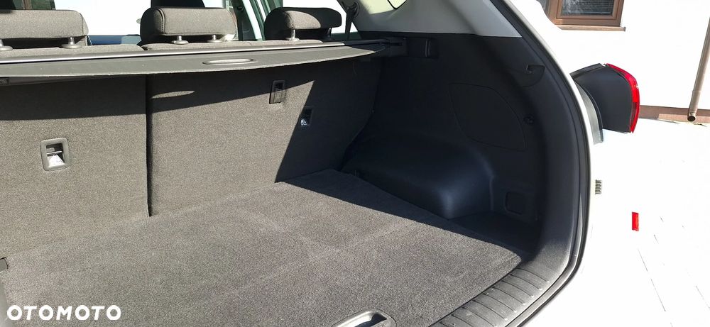 Hyundai Tucson 1.6 CRDi 48V-Hybrid 2WD DCT Select - 26