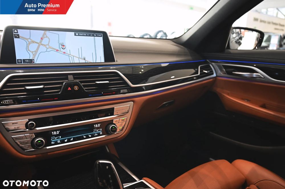 BMW Seria 7 750d xDrive - 11
