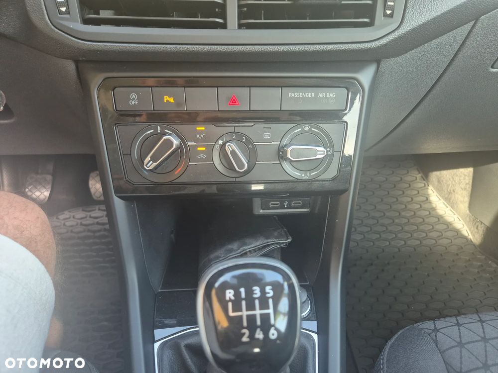 Volkswagen T-Cross 1.0 TSI Life - 13