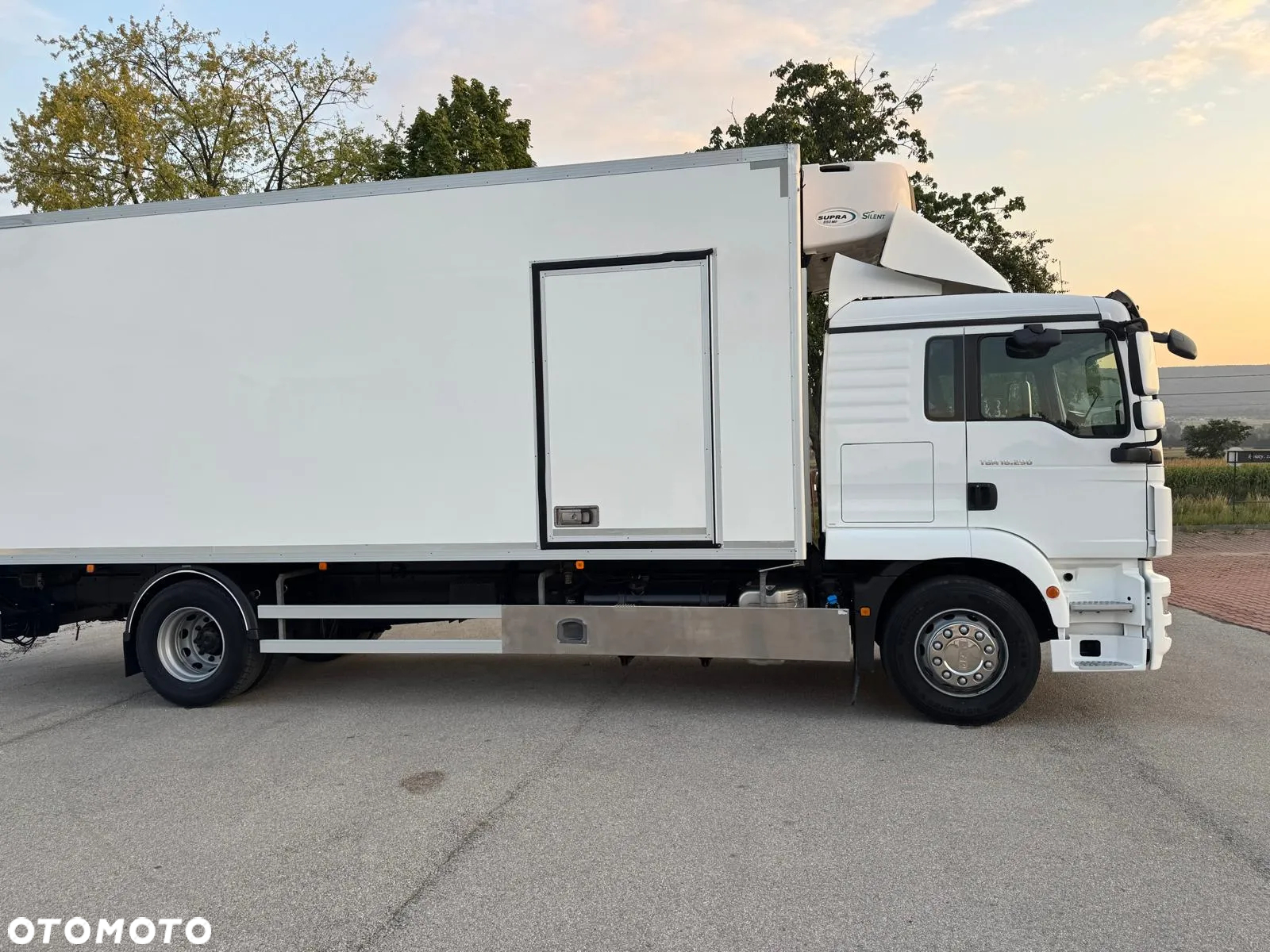 MAN TGM18.290 4x2 ACC/ CHłODNIA Z WINDĄ /CARRIER 850MT /SYPIALKA / EURO6/ASO - 9