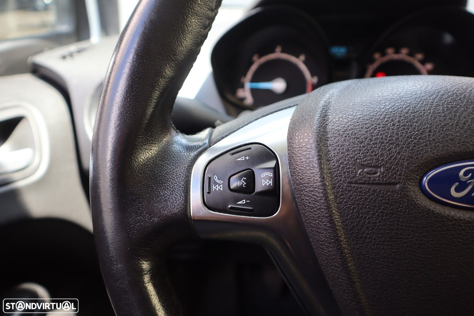 Ford Transit Courier 1.5 TDCi Trend - 26