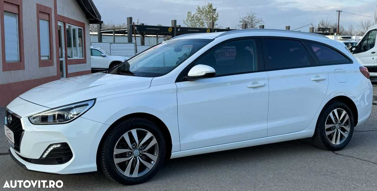 Hyundai i30 1.4 T-GDI 140CP 5DR 7DCT Exclusive+ - 3