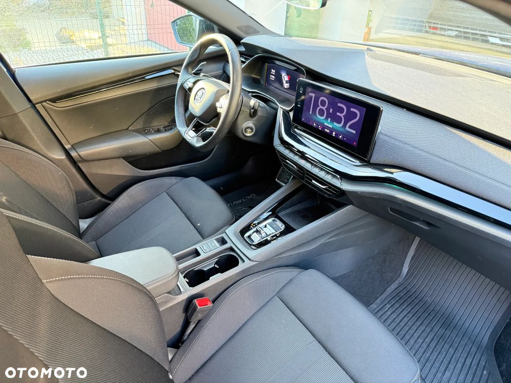 Skoda Octavia 2.0 TSI 4x4 Sportline DSG - 17