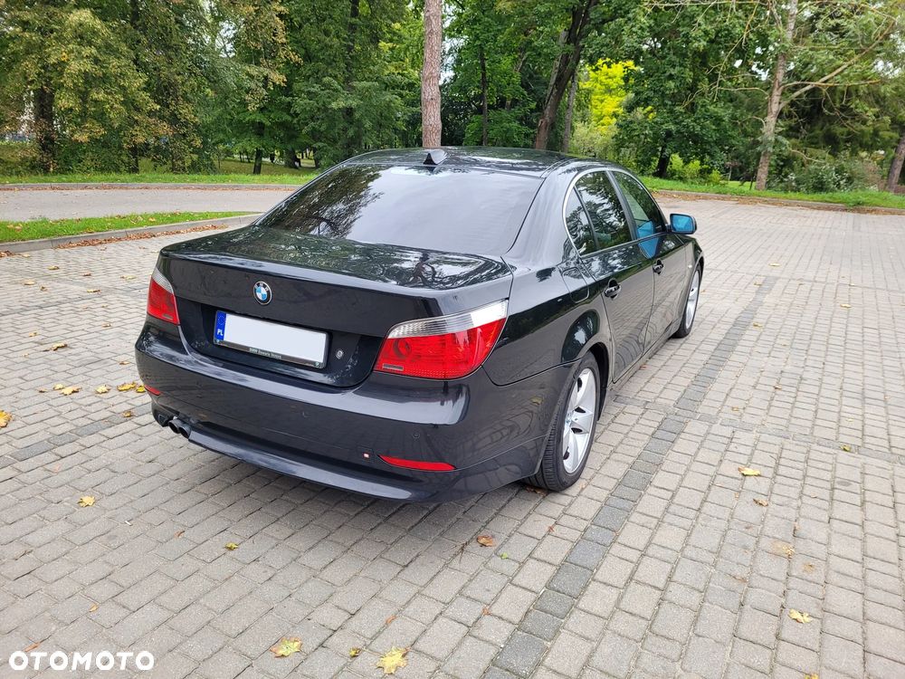 BMW Seria 5 520i - 5