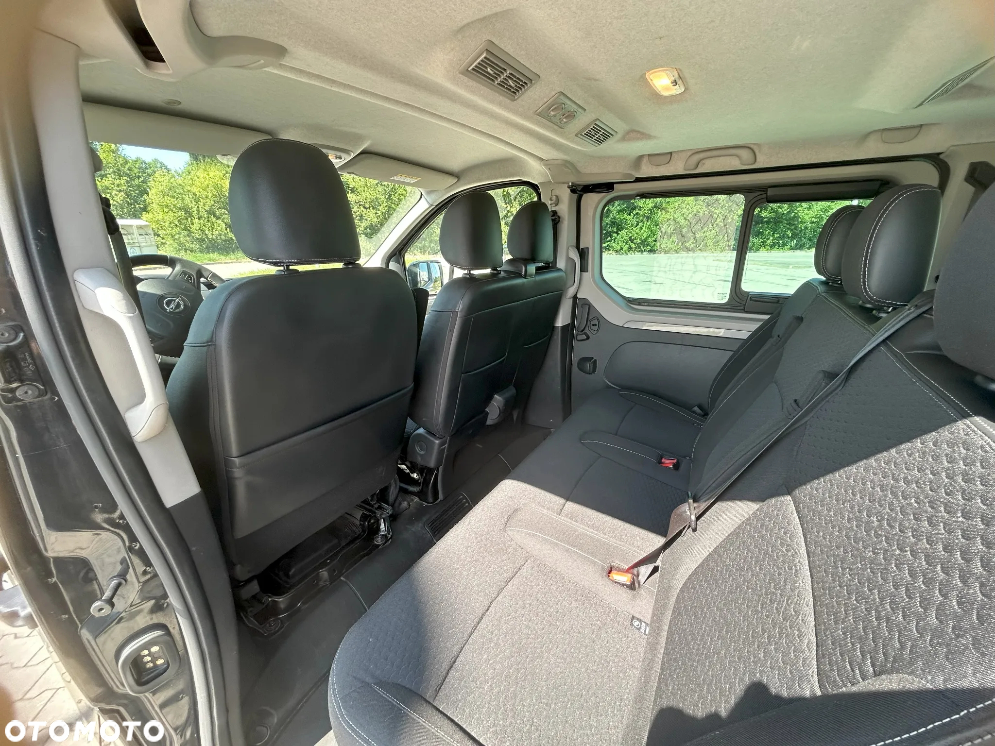 Opel Vivaro - 6