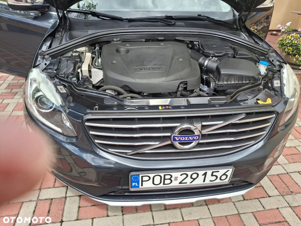 Volvo XC 60 D3 Drive-E Momentum - 22