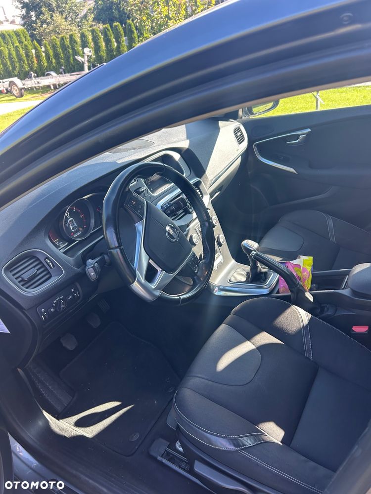 Volvo V40 - 11