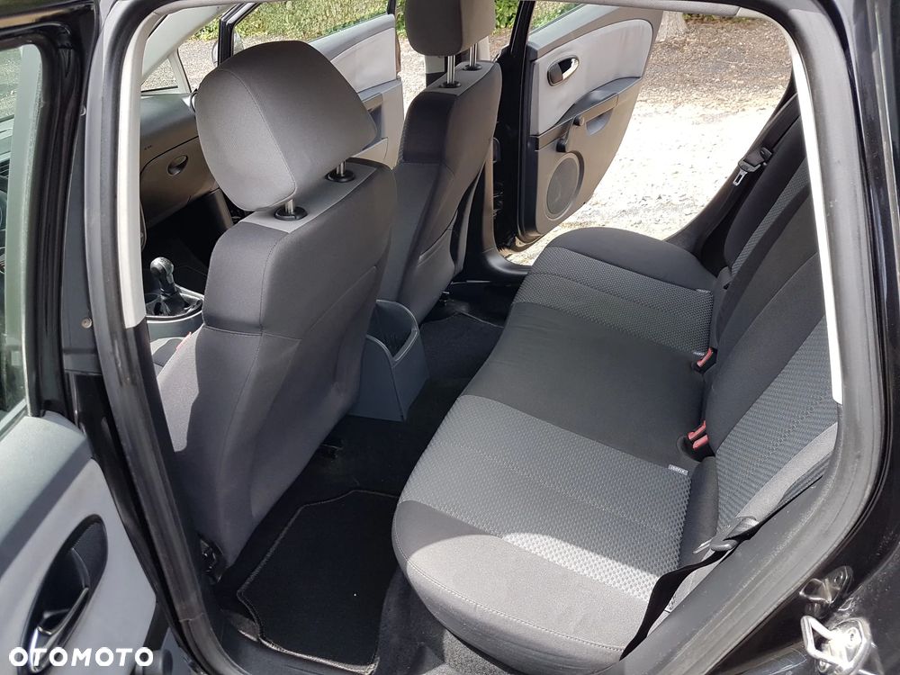 Seat Leon 1.6 Comfort Limited - 16
