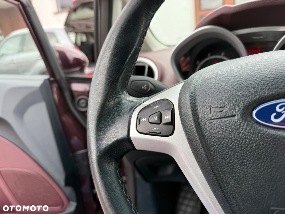 Ford Fiesta 1.25 Celebration - 20