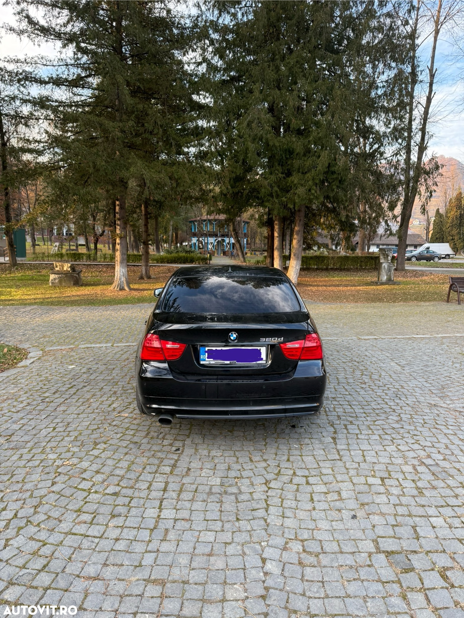 BMW Seria 3 320d - 4