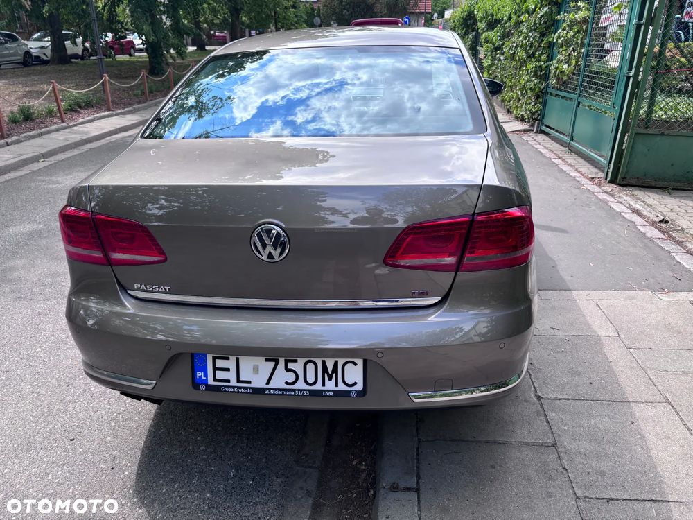 Volkswagen Passat 1.8 TSI Comfortline - 18