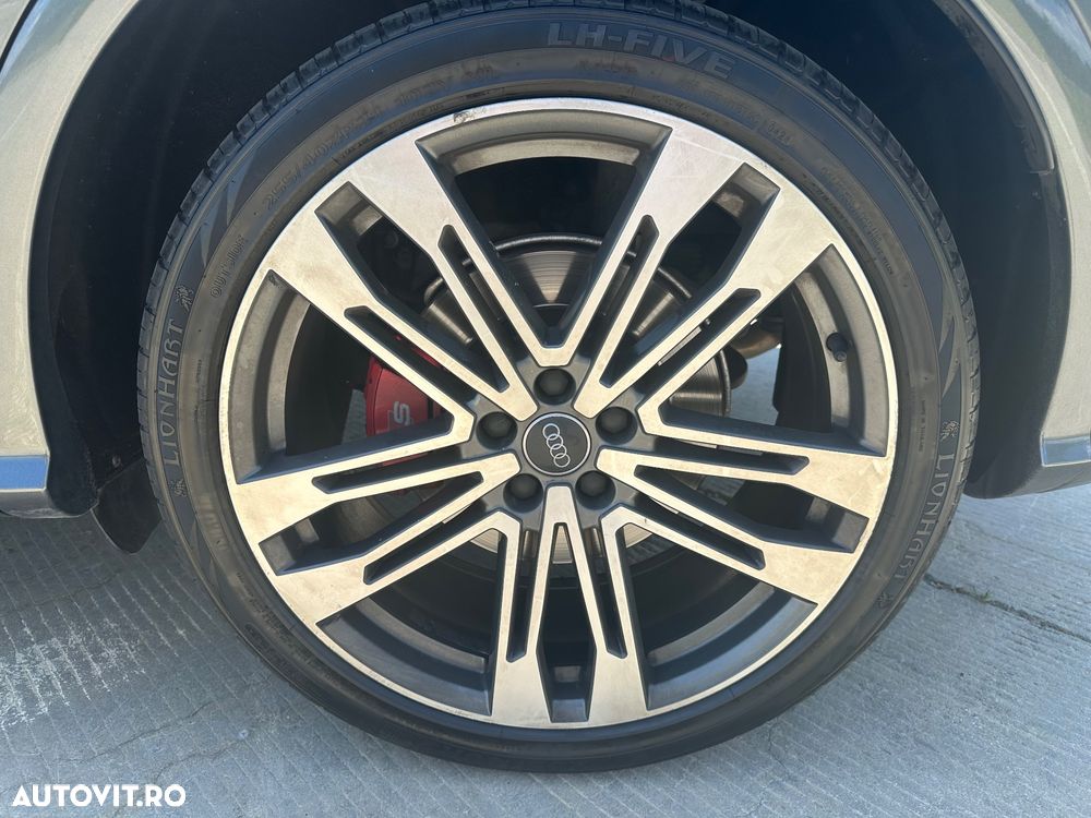 Audi SQ5 - 16