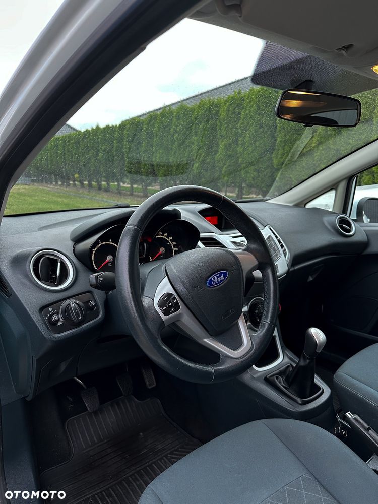 Ford Fiesta 1.25 Trend EU5 - 14