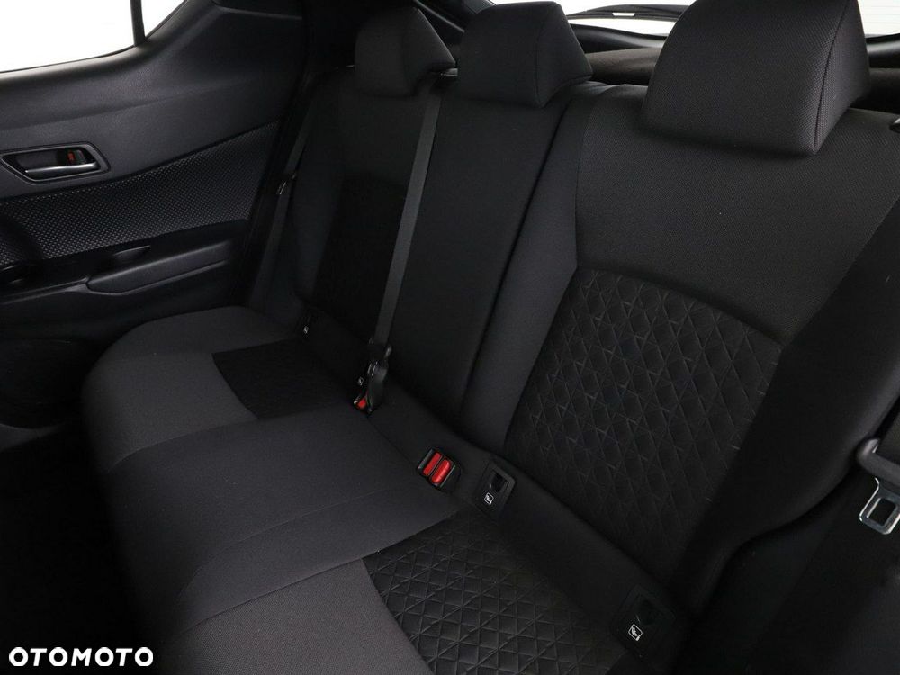 Toyota C-HR 2.0 Hybrid Style - 17