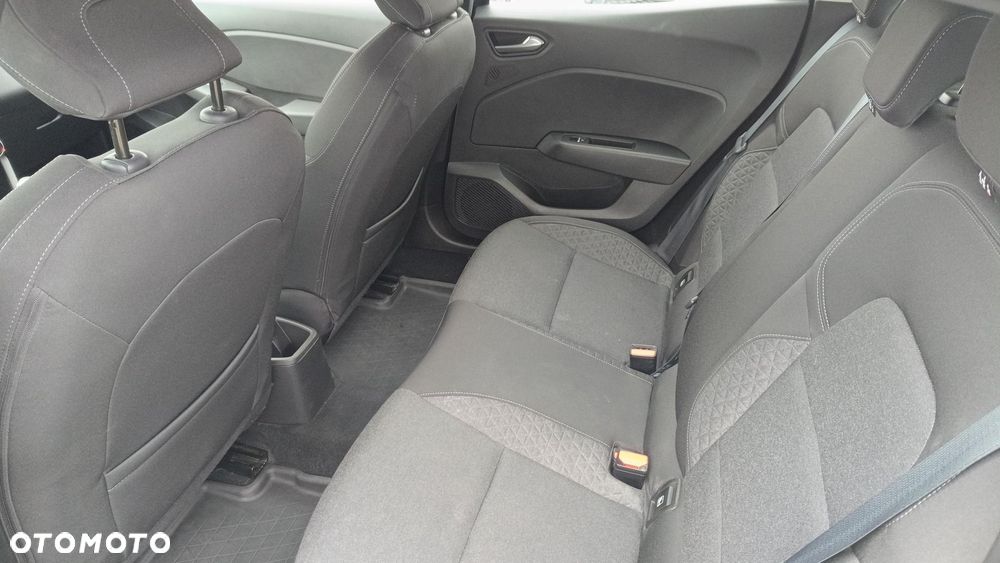 Renault Clio - 13