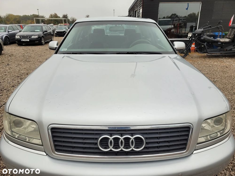 Audi A8 - 7