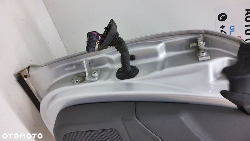 Audi A3 8P 3D Drzwi Prawy Przód LY7W Lusterko - 12