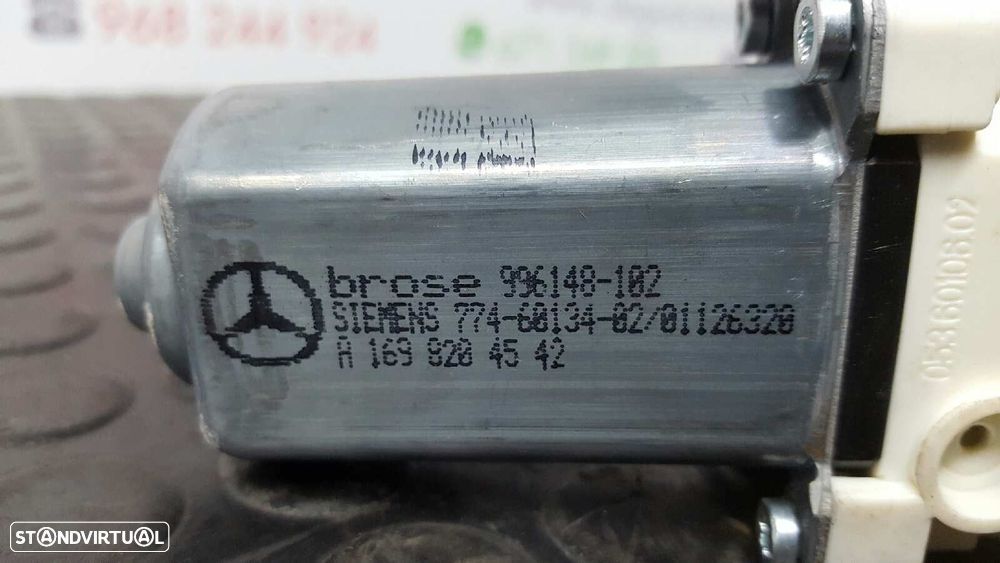 MOTOR ELEVADOR TRASEIRO ESQUERDO MERCEDES CLASE B (W245) 200 CDI (245.208) - 2