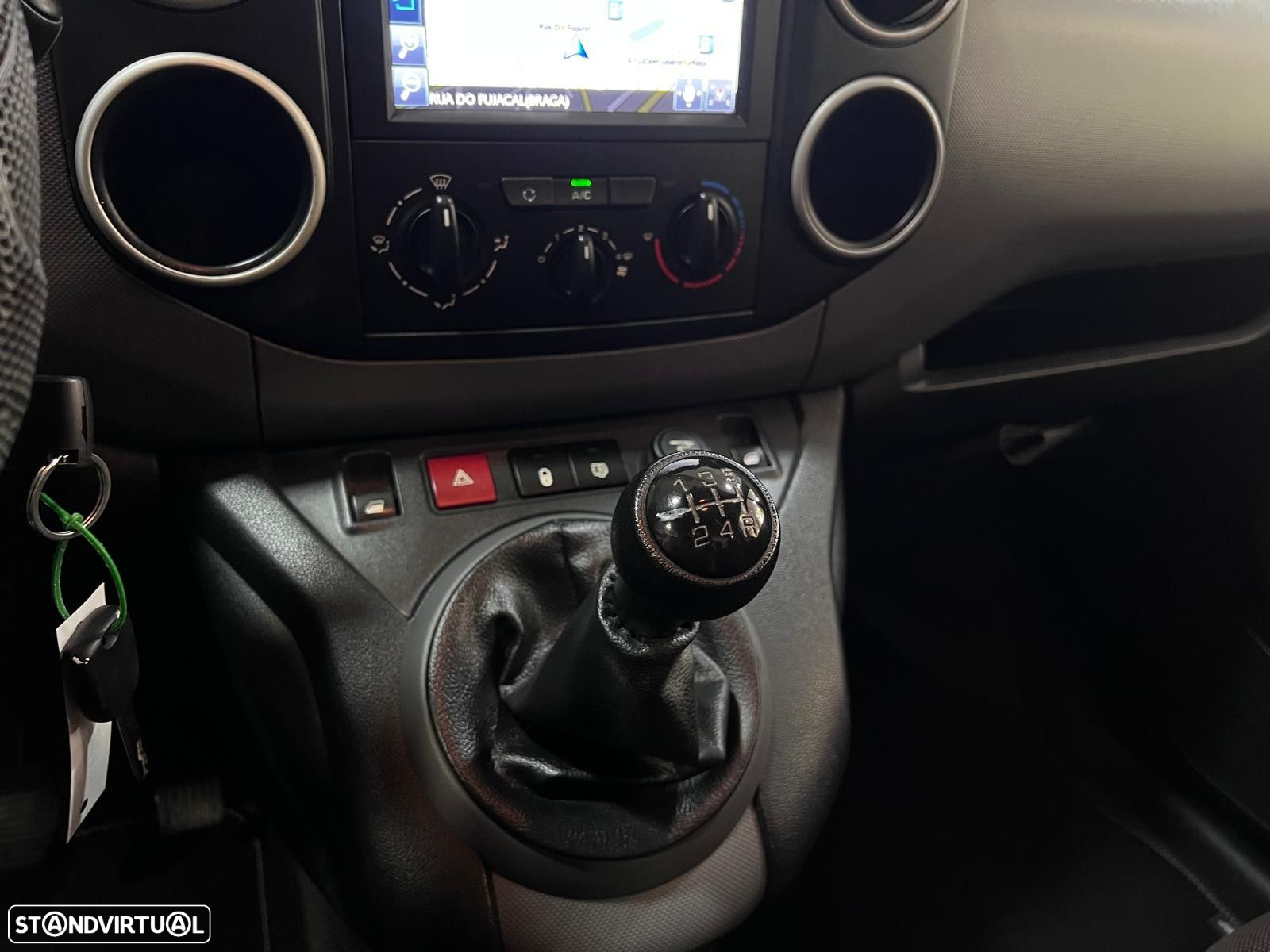 Peugeot Partner 1.6 BlueHDi Outdoor - 21