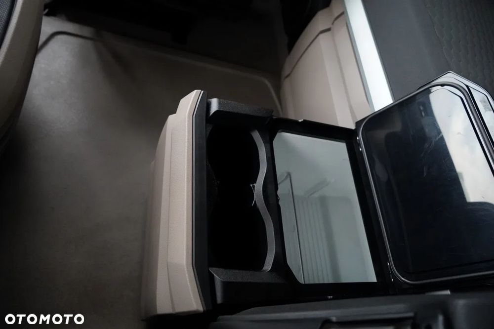 DAF XG 530 / RETARDER / CAŁY NA PODUSZKACH / KLIMA POSTOJOWA / - 25