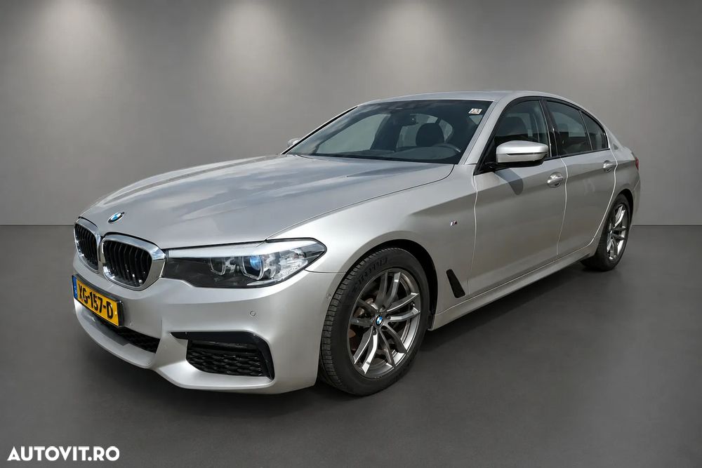 BMW Seria 5 520i AT MHEV - 1