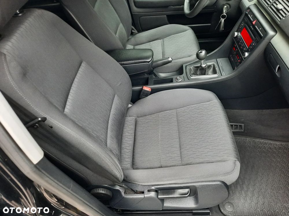 Audi A4 Avant - 15