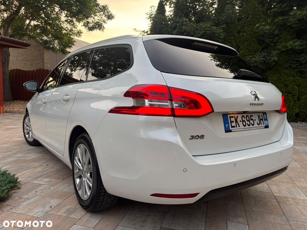 Peugeot 308 - 3