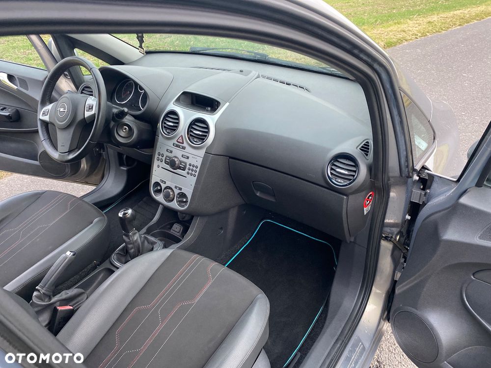 Opel Corsa 1.2 16V 111 - 24
