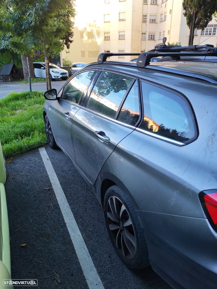 Fiat Tipo Station Wagon 1.6 M-Jet Lounge - 5