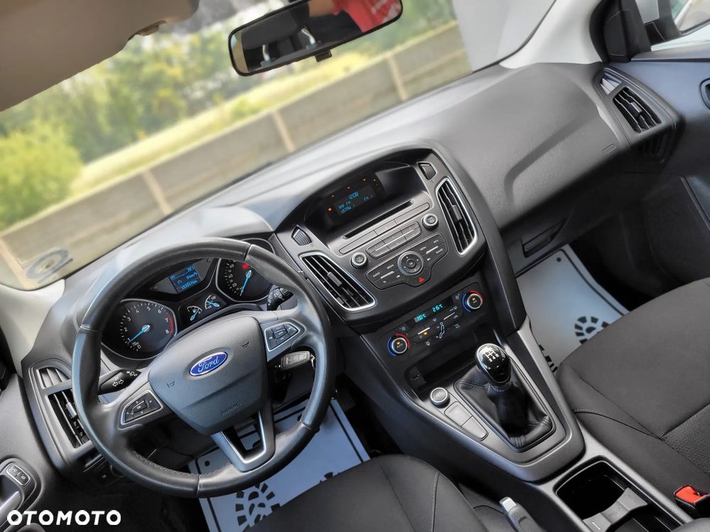 Ford Focus 1.0 EcoBoost Gold X (Trend) - 21