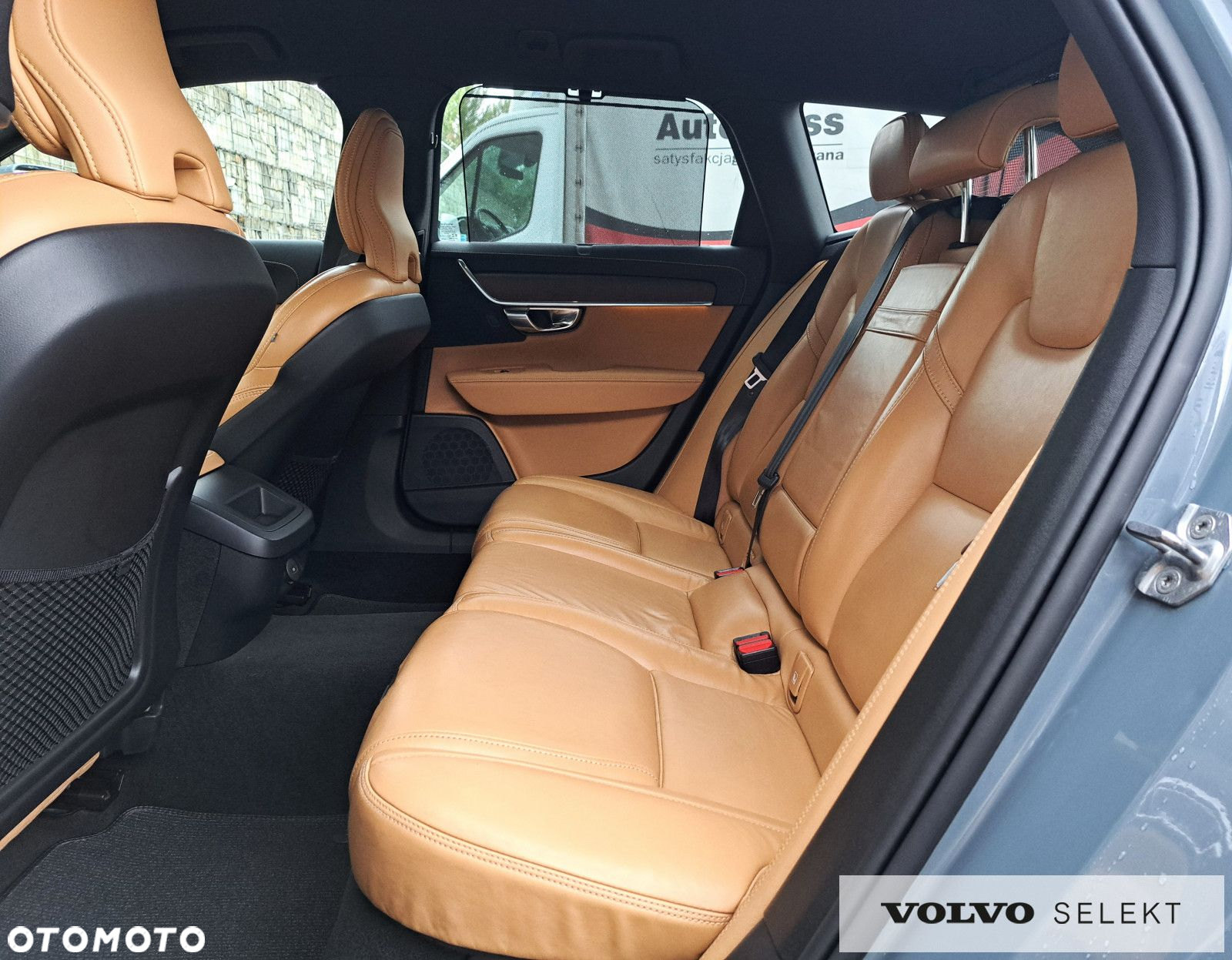 Volvo V90 Cross Country - 11