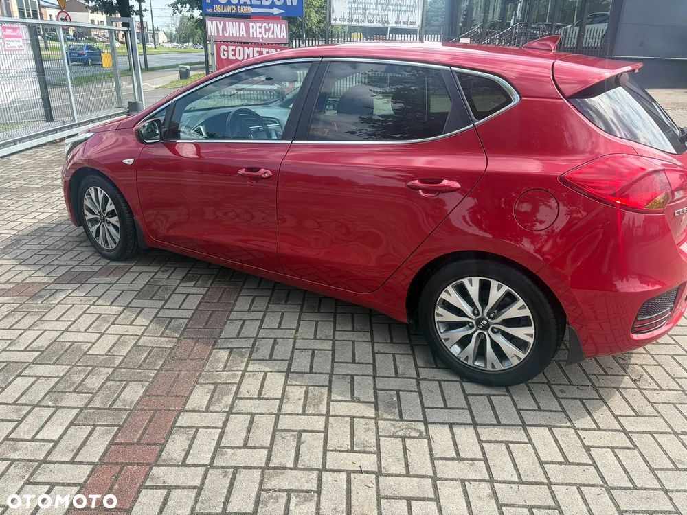 Kia Ceed 1.4 L Business Line - 3