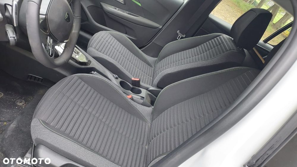 Peugeot 208 1.2 mHEV Active - 6