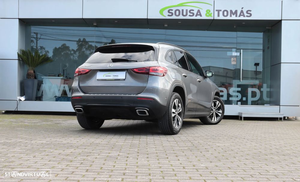 Mercedes-Benz GLA 250 - 4