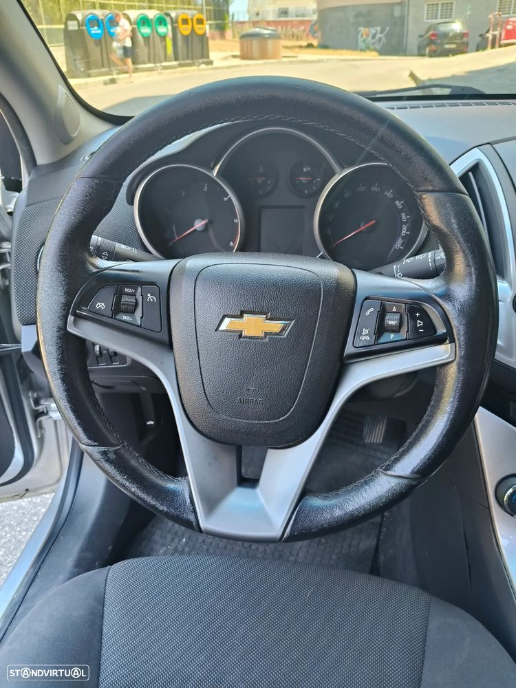 Chevrolet Cruze SW 1.7 VCDi LT - 15