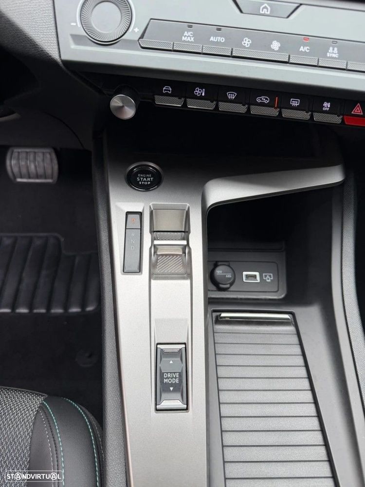Peugeot E-408 58 kWh Allure - 29