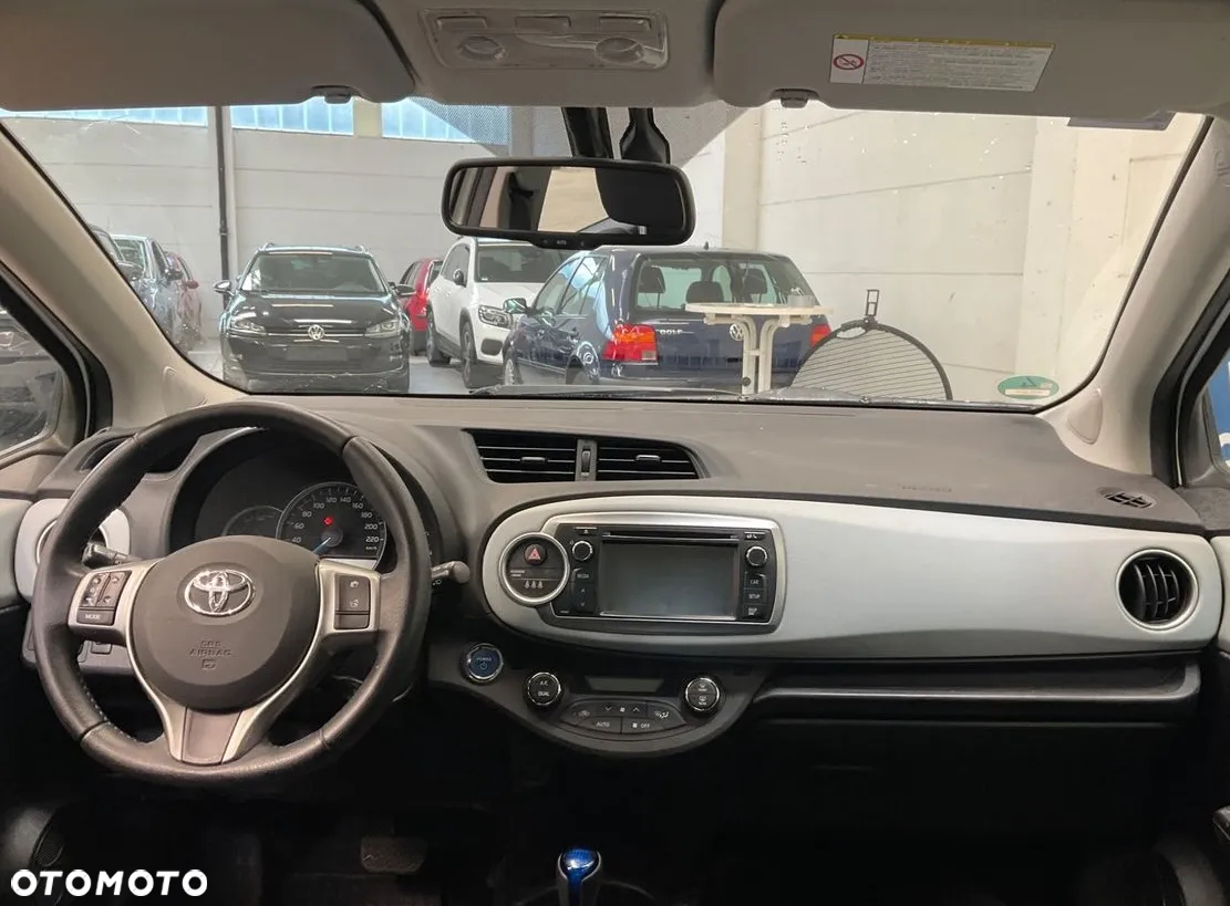 Toyota Yaris Hybrid 1.5 VVT-i Comfort - 9
