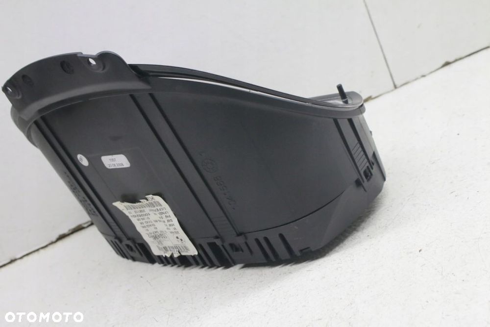 LICZNIK bmw E87 2.0 - 5